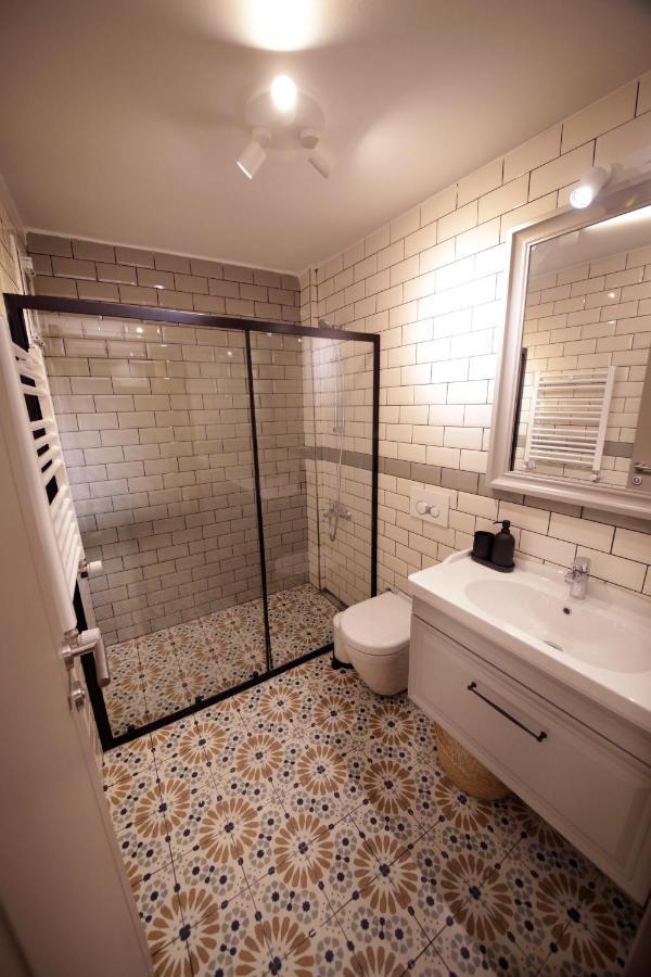 New Modern Flat- By Taksim Square Hotel Istanboel Buitenkant foto