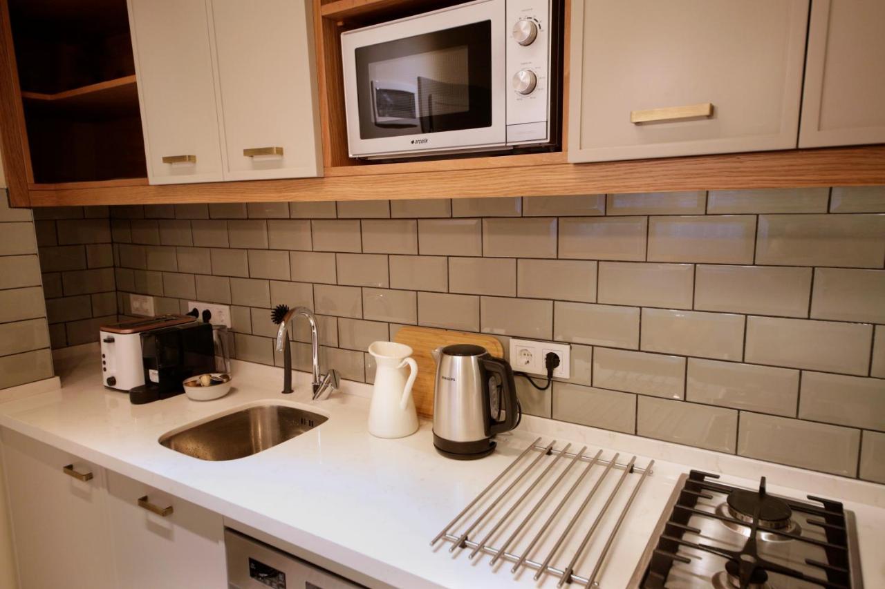 New Modern Flat- By Taksim Square Hotel Istanboel Buitenkant foto